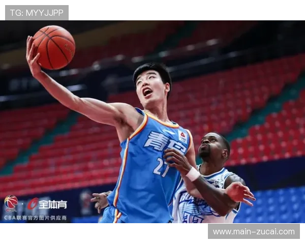 青岛国信水产第三节轰出27-17进攻高潮 团队篮球击败山西